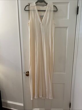 Richer Poorer Sleeveless V-Neck Maxi Dress in Cream